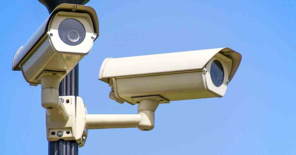 Advantages and disadvantages of security cameras 2024